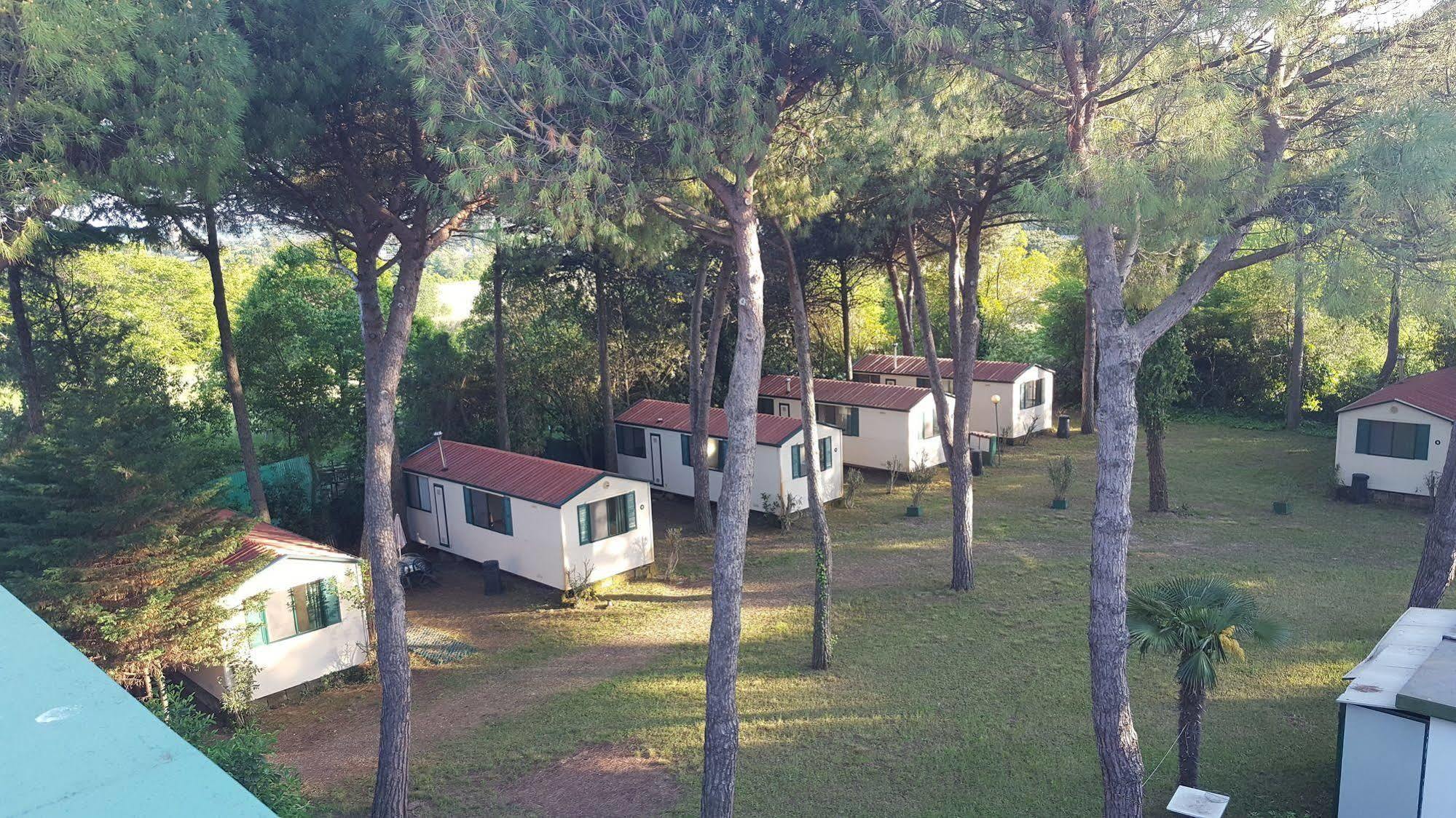Villaggio Mithos Misano Adriatico Exterior photo