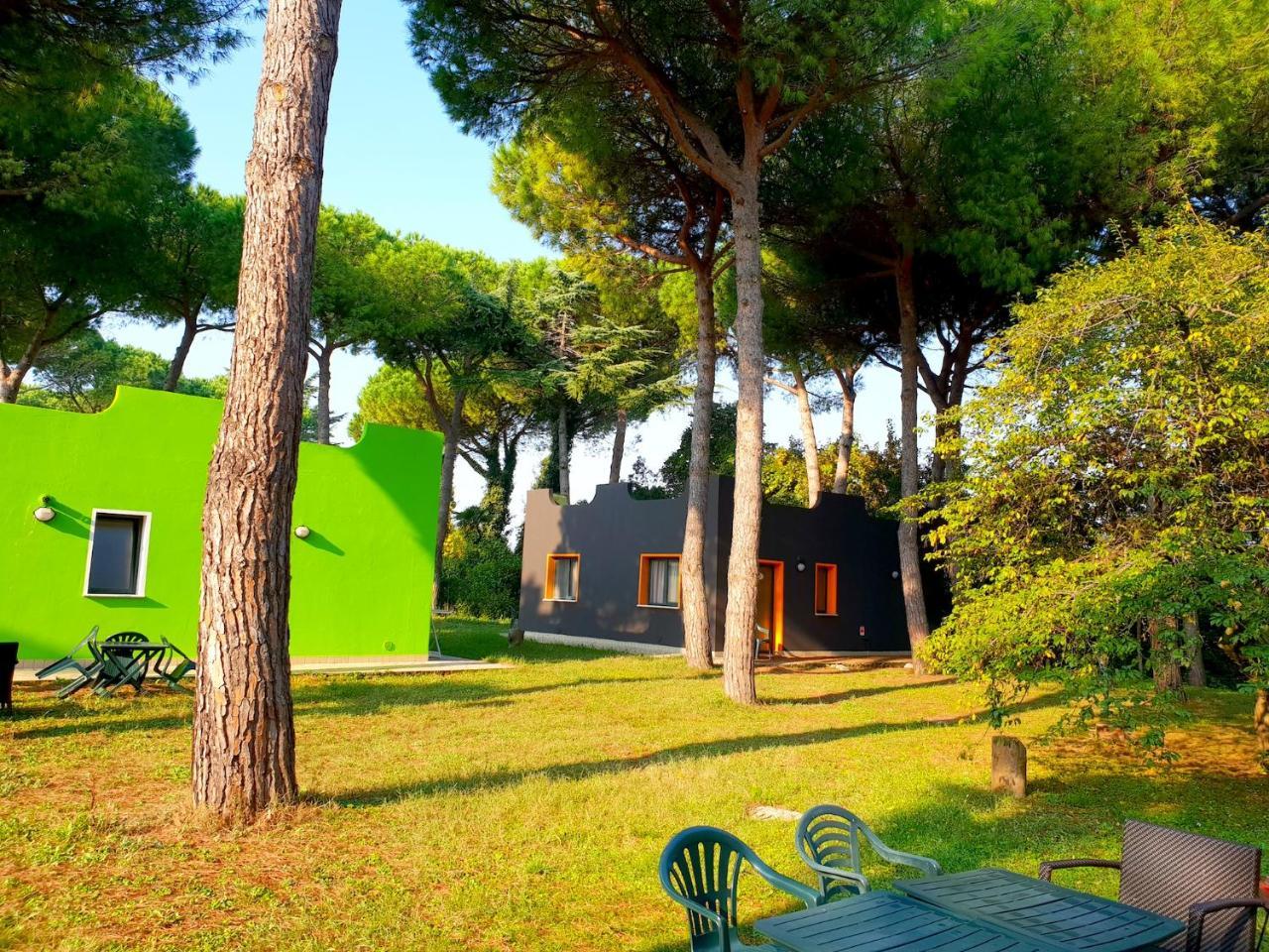 Villaggio Mithos Misano Adriatico Exterior photo