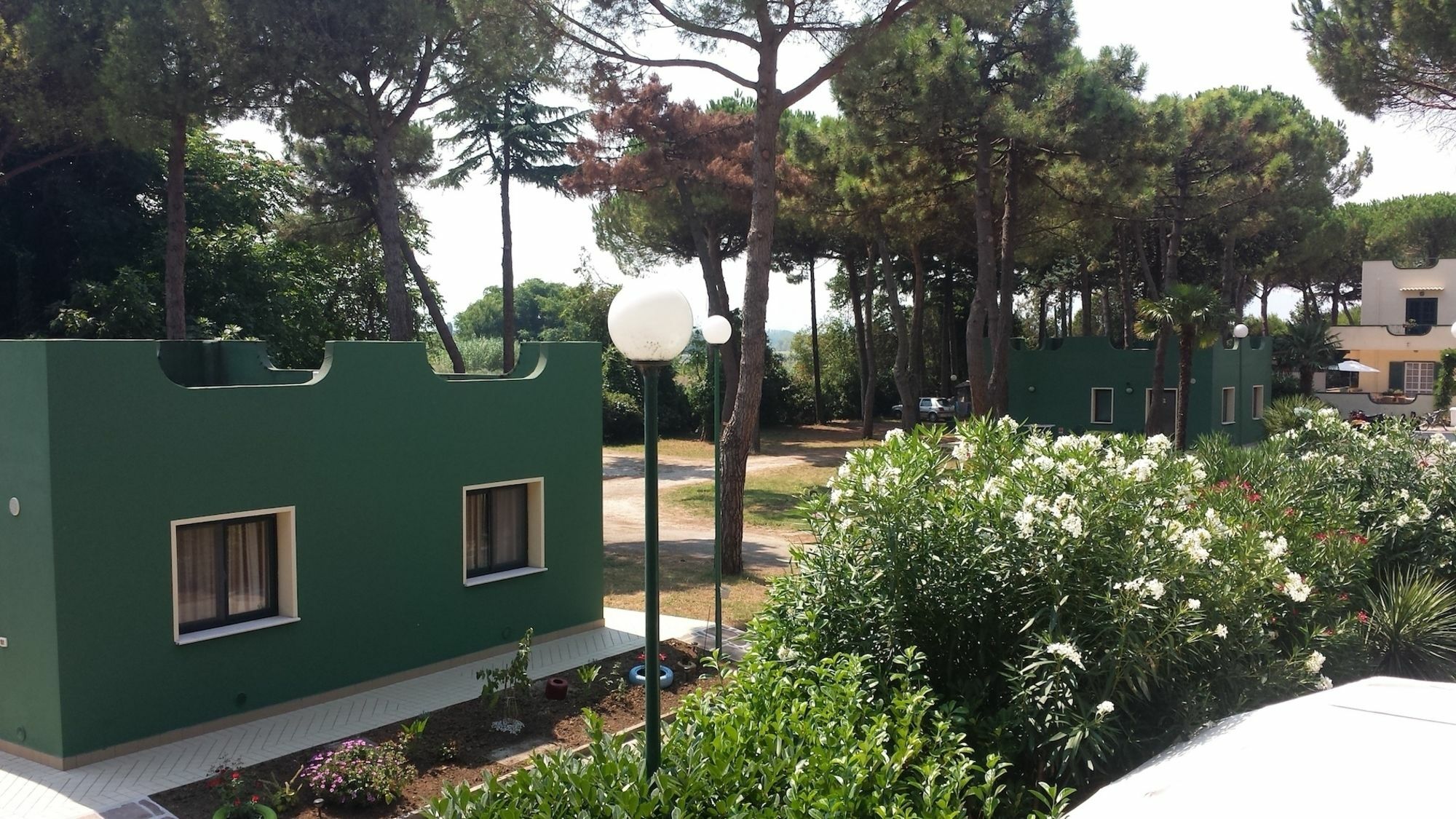 Villaggio Mithos Misano Adriatico Exterior photo